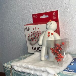 Fred Ouch! White Pin Holder with Red Pins